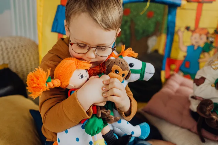 maskotka-kon-pippi-langstrumpf-alfonso-30-cm-przytulanka-zabawka-dla-dzieci-plec-chlopcy-dziewczynki-unisex