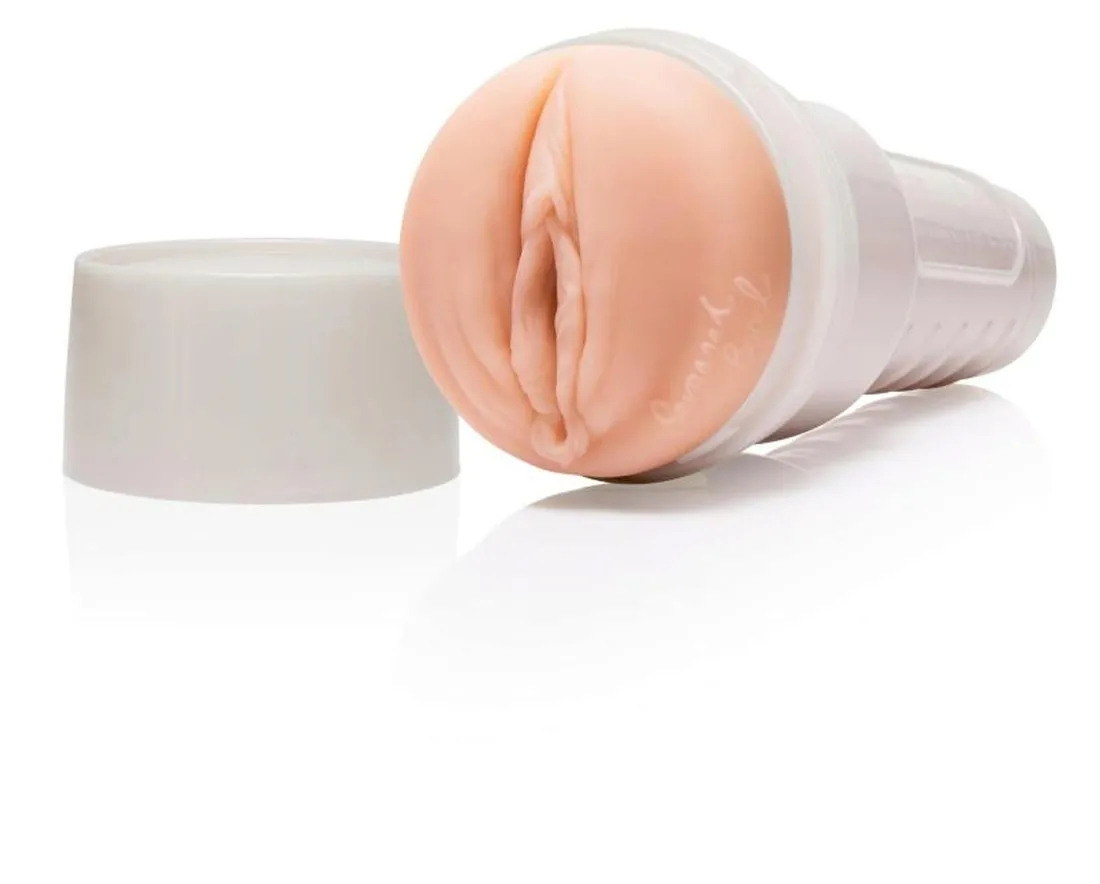 fleshlight-girls-savannah-bond-stan-nowy