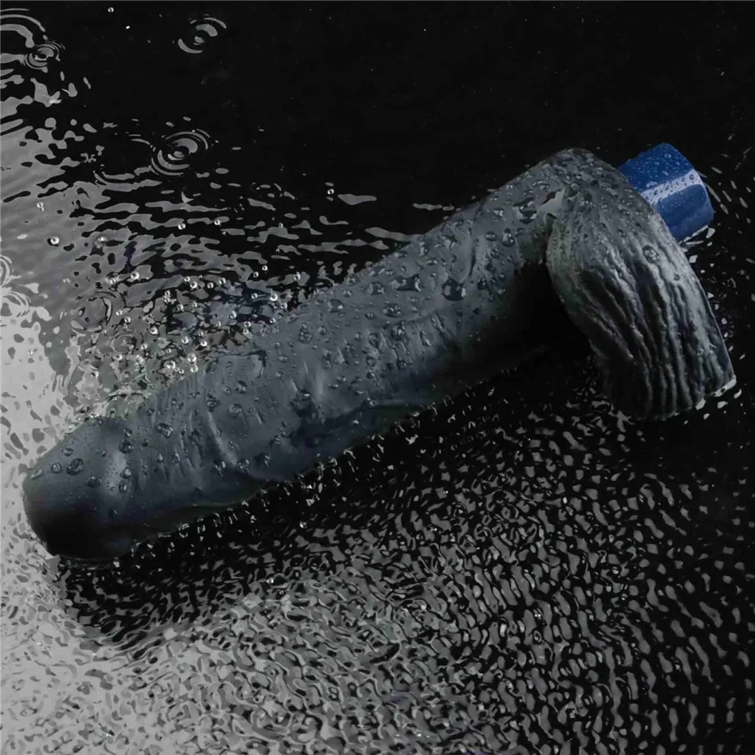 9-real-softee-rechargeable-tpe-vibrating-dildo-black-stan-nowy