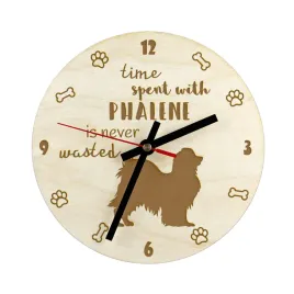 papillon-spaniel-kontynentalny-i-zegar-z-psem-drewniany-zegar-z-grawere