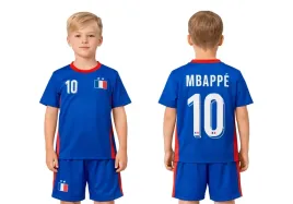 stroj-pilkarski-koszulka-spodenki-mbappe-francja-rozm-134-cm