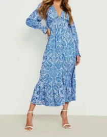 fc45203-boohoo-wzorzysta-sukienka-maxi-z-dekoltem-v-paisley-xl