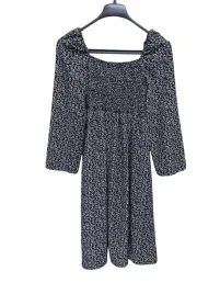 ic83114-boohoo-sukienka-przed-kolano-kwiatowy-wzor-s