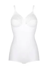 triumph-shape-smart-body-koronkowe-oddychajace-body-dla-kobiet