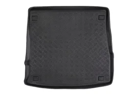 alfa-romeo-stelvio-2016-wersja-z-subwooferem-mata-bagaznika-polietylenowa