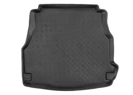 mata-bagaznika-wklad-dywanik-wykladzina-mercedes-c43-amg-sedan-2021-