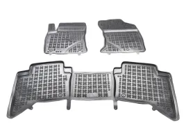 toyota-hilux-viii-4d-pick-up-2015-dywaniki-gumowe