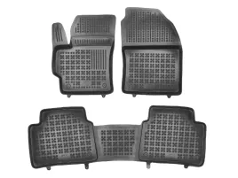 komplet-dywanikow-suzuki-swace-hybryda-2020-dywaniki-gumowe-korytka