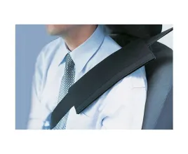 ochraniacze-oslony-nakladki-na-pasy-bezpieczenstwa-czarna