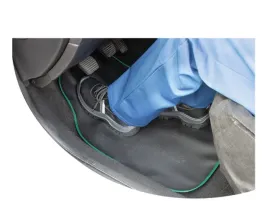 dywanik-ochronny-pod-nogi-serwis-pokrowiec-skora