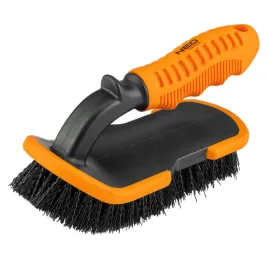 uniwersalna-szczotka-do-mycia-opon-felg-kol-tapicerki-dywanikow-neo-tools