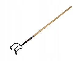 kultywator-reczny-spulchniacz-gleby-ziemi-metalowy-trojzebny-trzonek-drewno