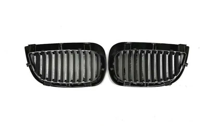 bmw-1-e87-e81-e82-2004-atrapa-czarna-polysk