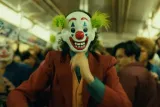 maska-joker-joaquin-phoenix-usmiech-kostium-klaun-przebranie-na-halloween-stan-nowy