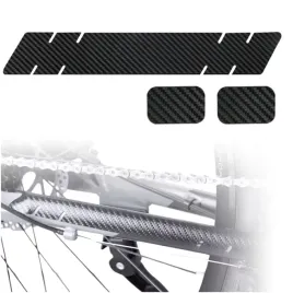 naklejki-ochronne-oslona-od-lancuch-folia-carbon-na-rame-rowerowa-czarna