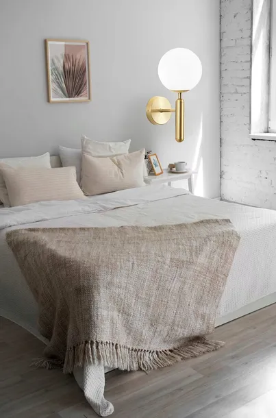 kinkiet-zloty-kula-mleczna-lampa-scienna-minimalistyczny-loft-gold-g098-srednica-szerokosc-klosza-15-cm
