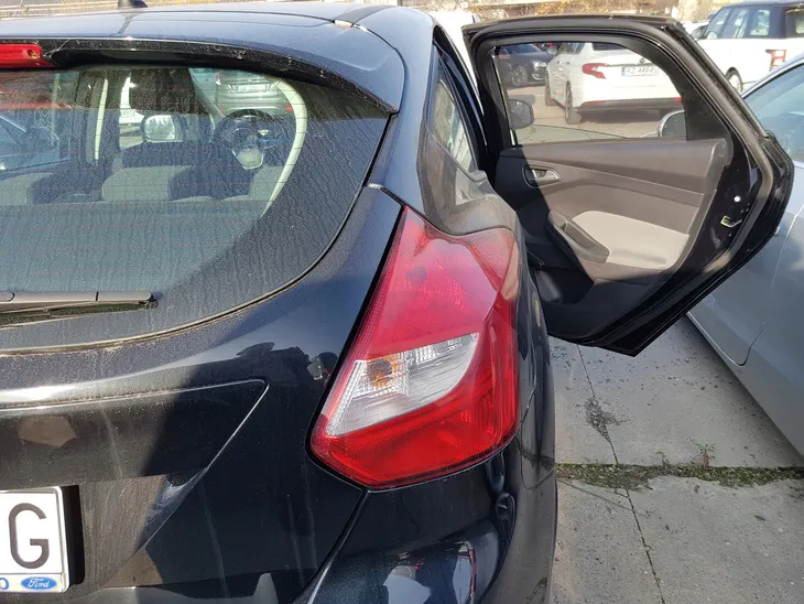 zaslonki-dedykowane-ford-focus-mk3-hatchback-5-dr-stan-nowy-rodzaj-oslony-przeciwsloneczne