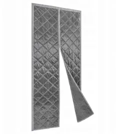 zaslona-termoizolacyjna-na-drzwi-gruba-magnetyczna-kotara