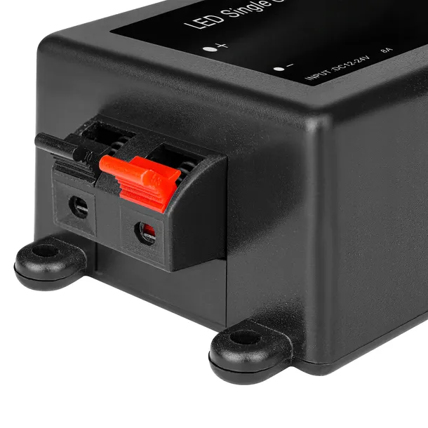sterownik-sciemniacz-rf-pilot-do-tasm-led-12v-8a-stan-opakowania-oryginalne