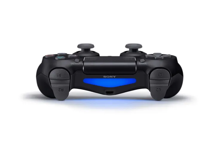 pad-bezprzewodowy-do-ps4-sony-czarny-kolor-czarny