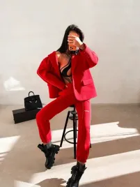 marynarka-damska-olavoga-refine-2026-czerwona-s