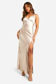 hc44111-boohoo-petite-satynowa-sukienka-maxi-na-ramiaczkach-xl