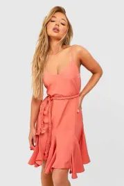 lc82112-boohoo-sukienka-na-ramiaczkach-pleciony-pasek-falbanki-52-xl