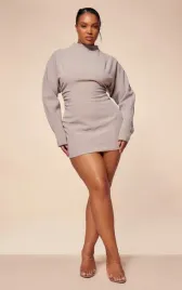 cc55212-prettylittlething-gladka-bezowa-sukienka-mini-plus-size-51-54