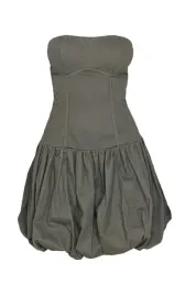 ic34109-bufiasta-sukienka-mini-odkryte-ramiona-prettylittlething-47-s