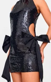 dc32119-prettylittlething-sukienka-mini-zdobione-cekinami-kokardy-45-xxl