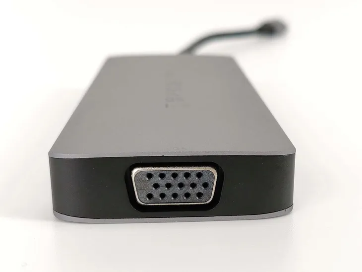 hub-usb-giissmo-y16-stacja-dokujaca-9w1-adapter-stan-nowy-producent-bez-marki
