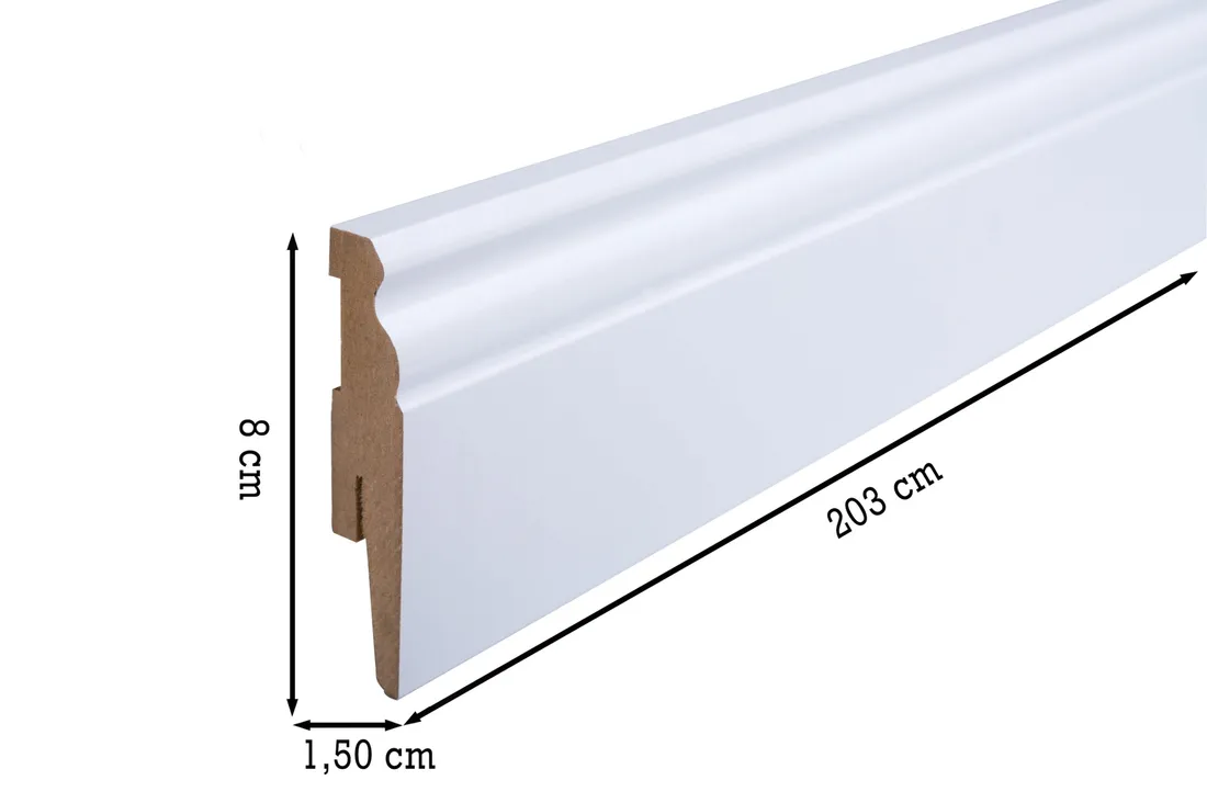 listwa-przypodlogowa-mdf-8-biala-cokol-ryflowana