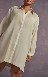 kc16102-prettylittlething-koszulowa-plisowana-sukienka-mini-33-xs