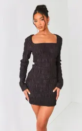 ec13121-sukienka-mini-teskturowa-dlugi-rekaw-prettylittlething-10-xxs