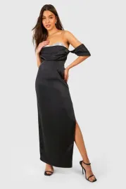 fc27113-boohoo-satynowa-sukienka-maxi-odkryte-ramiona-brokat-xxl