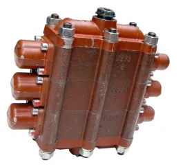 rozdzielacz-hydrauliczny-1-sekcyjny-80l-sterowany-elektrycznie-12v