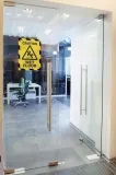 ramka-durable-duraframe-security-a4-zolto-czarna-2-przeznaczenie-zewnetrzne