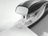 zszywacz-leitz-5502-jasnoczerwony-kolor-odcienie-czerwieni