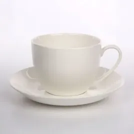 filizanka-200ml-ze-spodkiem-15cm-w-opasce-bella-porcelana-kremowa