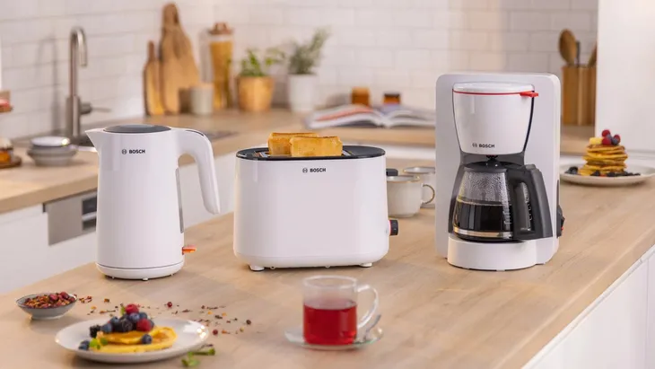 czajnik-bosch-twk-2m161-model-twk-2m161-stan-nowy