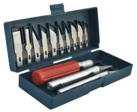 skalpel-nozyk-precyzyjny-13-el-wymienne-ostrza-zestaw-modelarski-w-etui