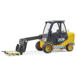 jcb-wozek-z-ladowaczem-teleskopowym-i-paleta