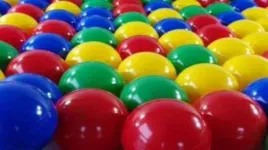 pilki-do-suchych-basenow-200szt