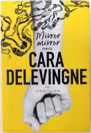 mirror-mirror-cara-delevingne