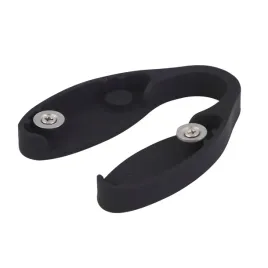 scinak-folii-z-butelek-wina