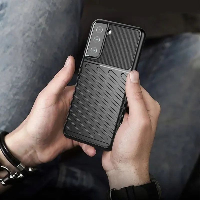 plecki-hurtel-do-samsung-s21-fe-czarny-stan-nowy