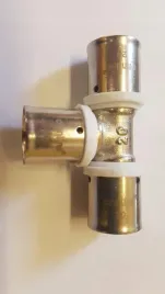 trojnik-zaprasowywany-63mm