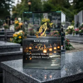 znicz-lustrzany-dla-taty-solarny-3d-led-z-grawerem-elegancki-cieple-swiatlo