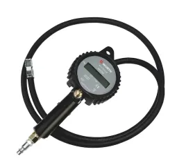 wurth-cyfrowy-przyrzad-do-pompowania-opon-01-11-bar