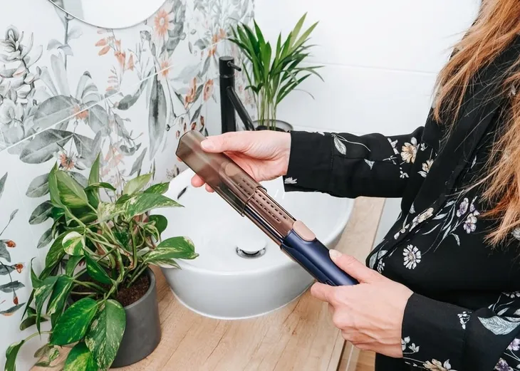 prostownica-vz8100-concept-stan-nowy